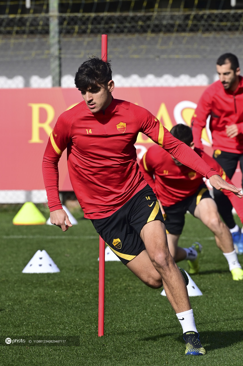 包含今晨费城76人备战意甲；调整名单细节曝光；更衣室稳定；球队文化再被提及的词条