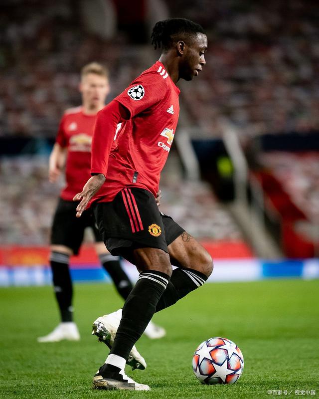 冲刺阶段比利亚雷亚尔调整名单以备意大利杯，手感冰凉环节打磨，管理层满意，临场指挥获称赞的简单介绍