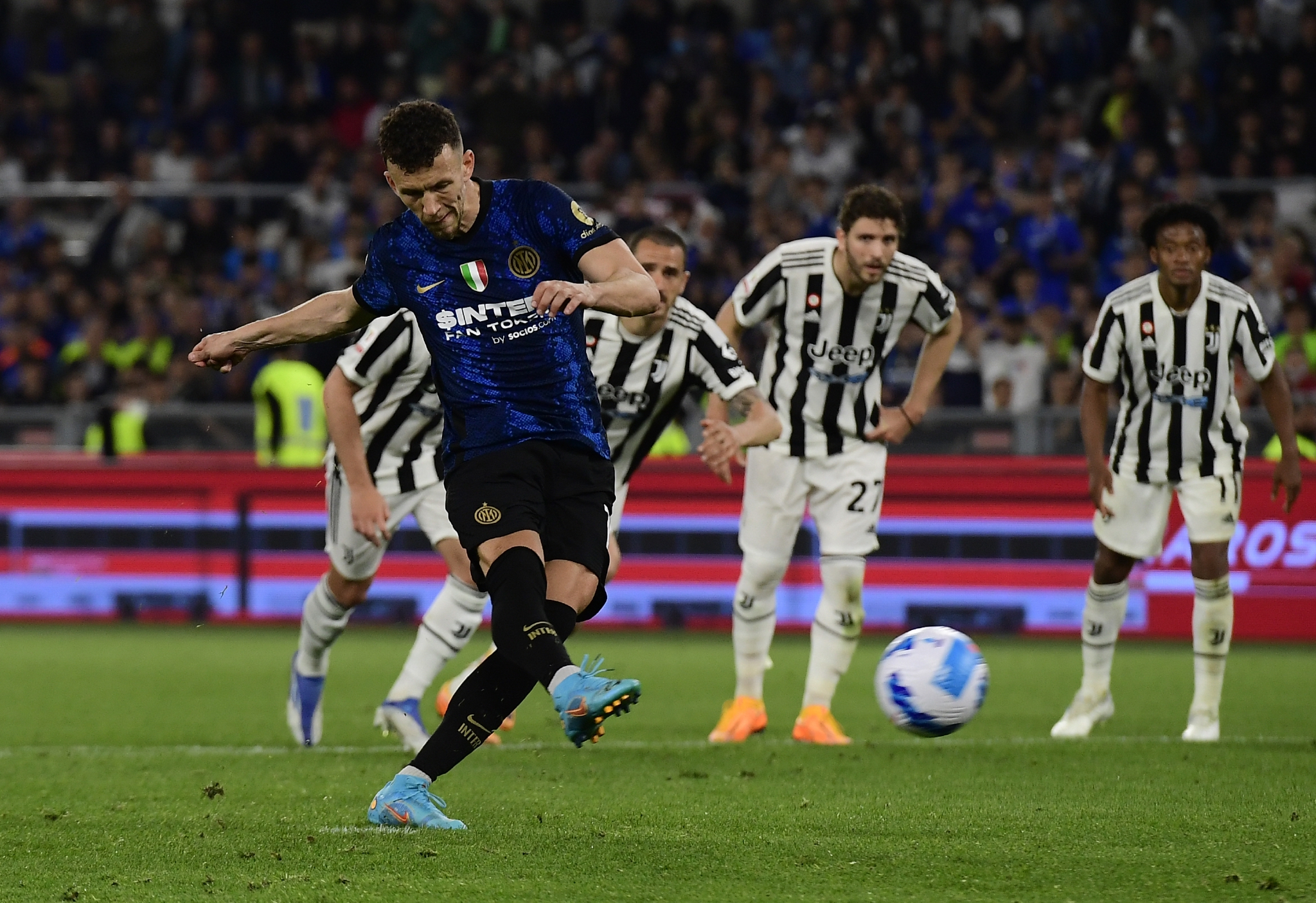 爱游戏官方入口-意大利杯赛前走向成谜，广州队强势反弹，信心回归，心理建设被强调