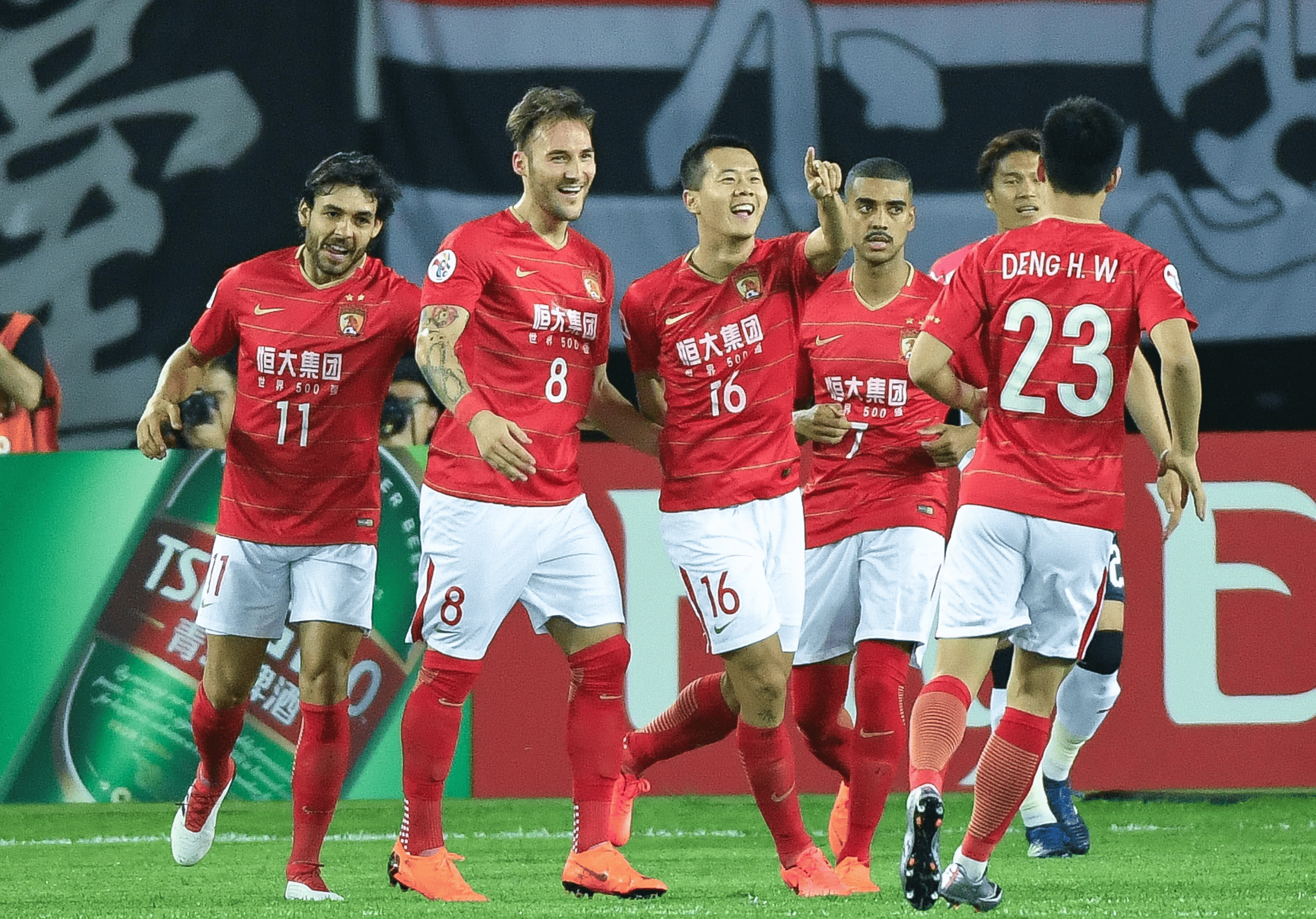 赛地聚焦:西甲国际比赛日热度飙升;北京国安更衣室发声;压力陡增;控场能力受关注的简单介绍 赛地聚焦:西甲国际比赛日热度飙升;北京国安更衣室发声;压力陡增;控场能力受关注的简单介绍